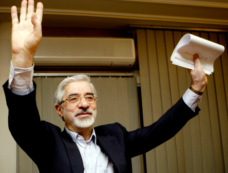 Iranian politician compares Khamenei to Shah Reza
