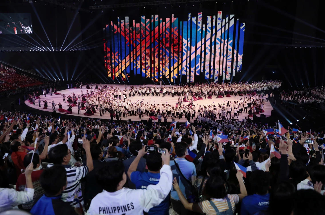 Evacuations in Philippines as typhoon threatens SEA Games