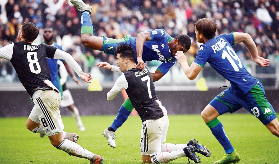 Ronaldo rescues a point as Juve slip at home to Sassuolo