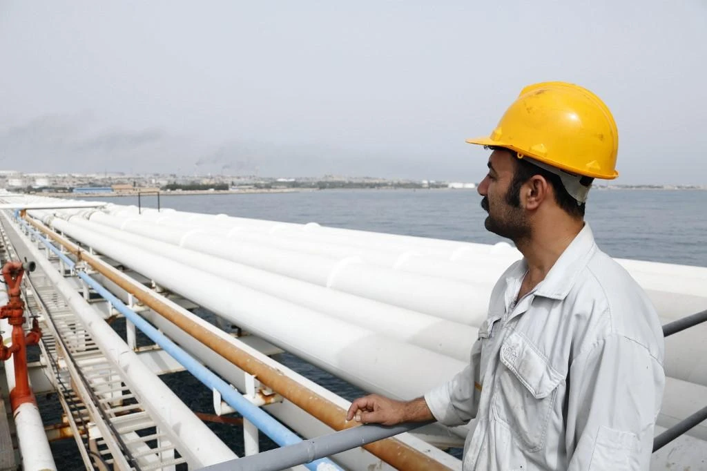 Above, an Iranian oil facility at Khark Island. (AFP)