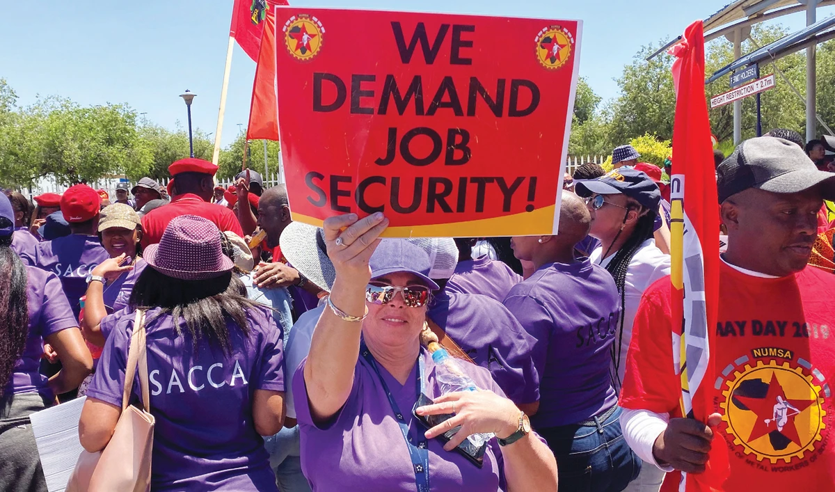 South African Airways workers went on strike last month over wages and job cuts, forcing the airline to cancel hundreds of flights. (Reuters)