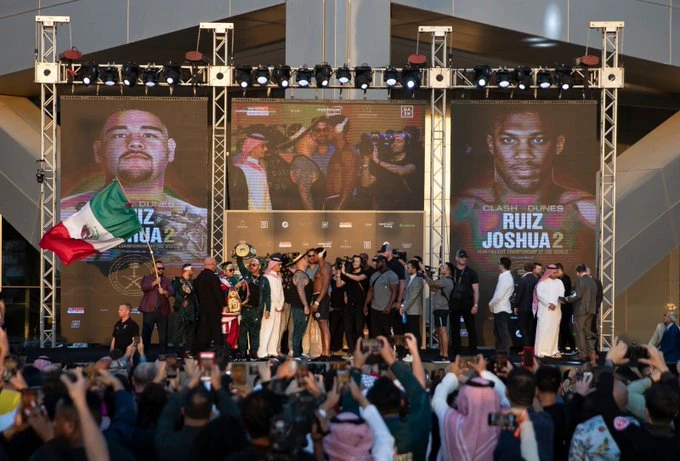 Anthony Joshua, Andy Ruiz Jr. weigh in for Clash on the Dunes bout in Diriyah