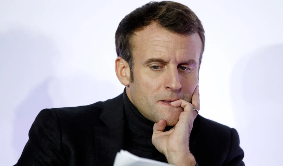 Travel turmoil grips France as strike enters second day