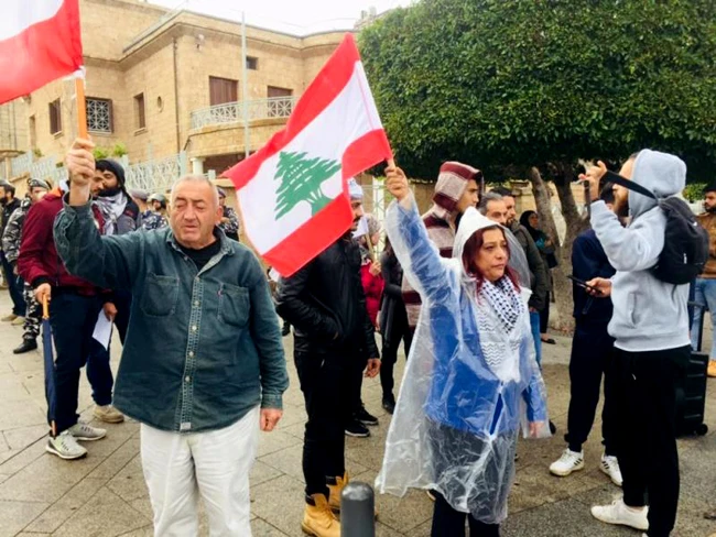 Lebanese lawmakers to defy naming of new PM