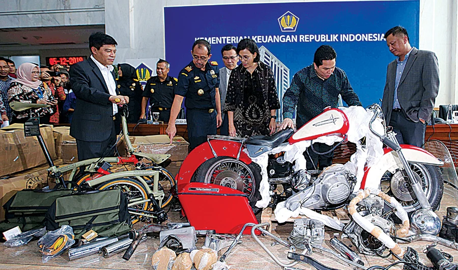 Garuda Indonesia suspends directors linked to Harley Davidson smuggling