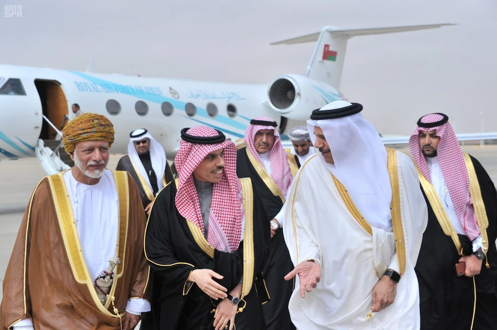 GCC foreign ministers meet in Saudi Arabia ahead of Gulf summit