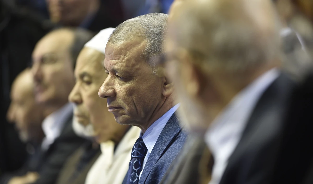 Algerian presidential candidate Abdelkader Bengrina takes part in a campaign event with supporters in the capital Algiers. (AFP)
