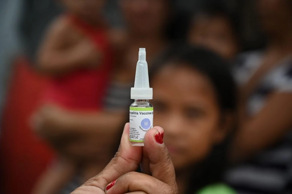 Authorities in Malaysia are working with UNICEF to supply vaccines at a low cost for an immunization program for non-citizen children in Sabah. (File/AFP)