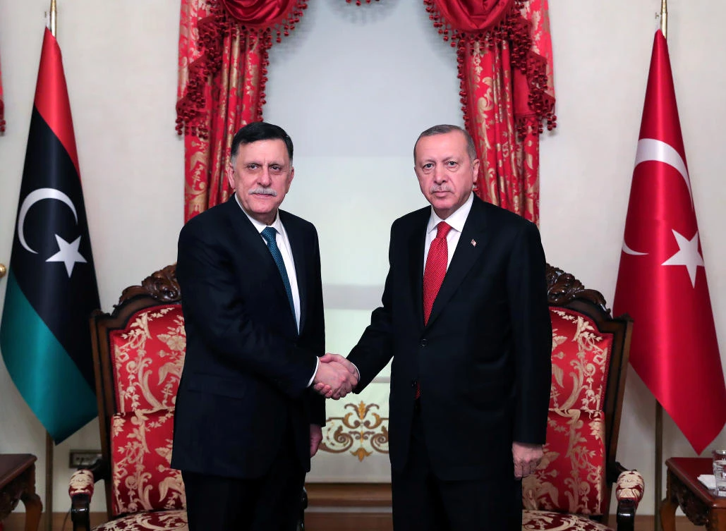 Erdogan meets with Libyan prime minister amid rising tensions