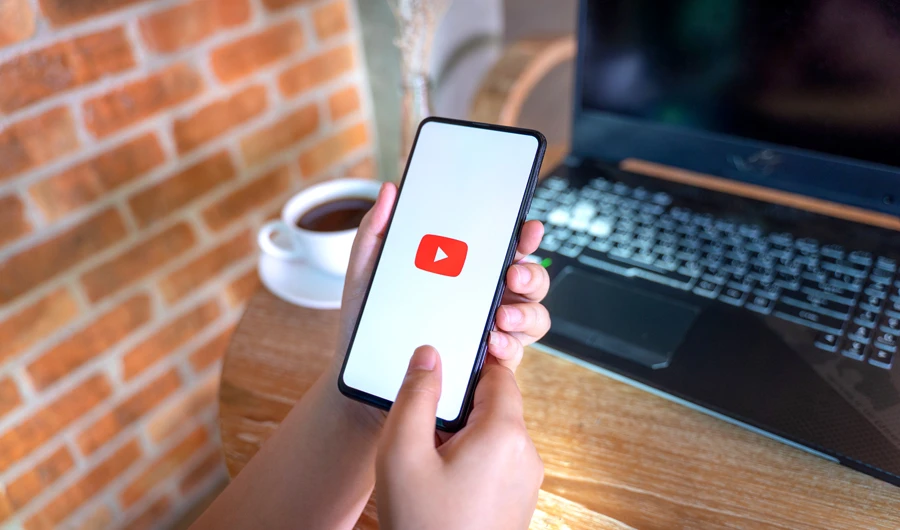 YouTube is banned on the mainland but many celebrities and overseas social media channels sign deals with Chinese companies to host their content on platforms that are allowed beyond the Great Firewall. (Shutterstock)