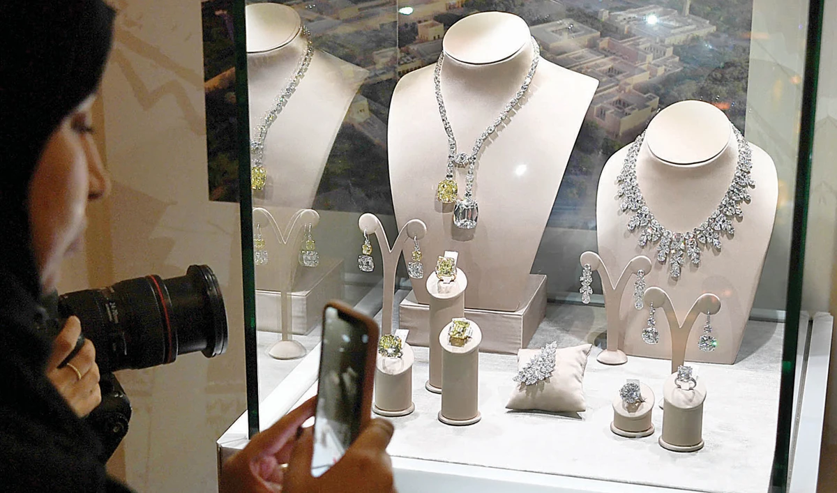 The exhibition, which took place in the luxurious Al-Muraba Historical Palace, attracted a huge international and Arab audience. ( Basheer Saleh)