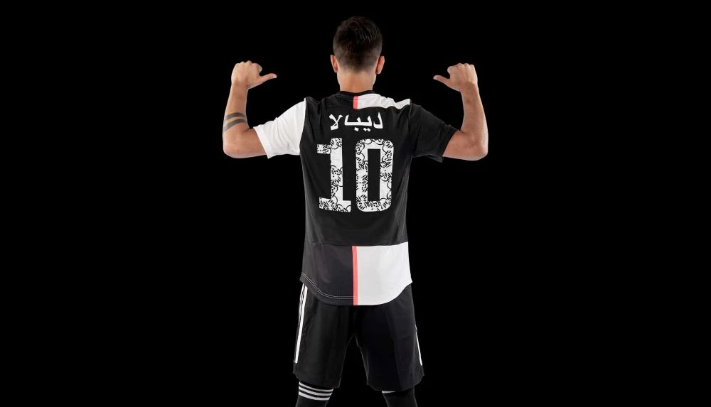 The jerseys were designed in collaboration with renowned Saudi-Moroccan calligraphy artist Shaker Kashgari. (Supplied)