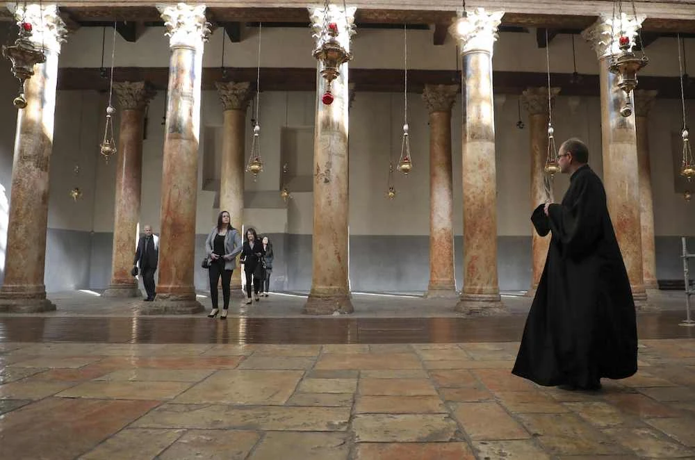 Gaza Christians can visit Christmas sites, Israel restricts tourism in Bethlehem