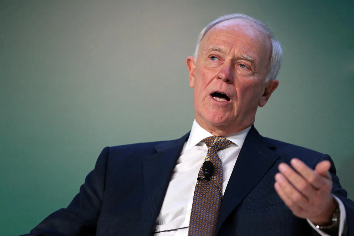 Emirates’ long-serving boss to hand over the controls next year
