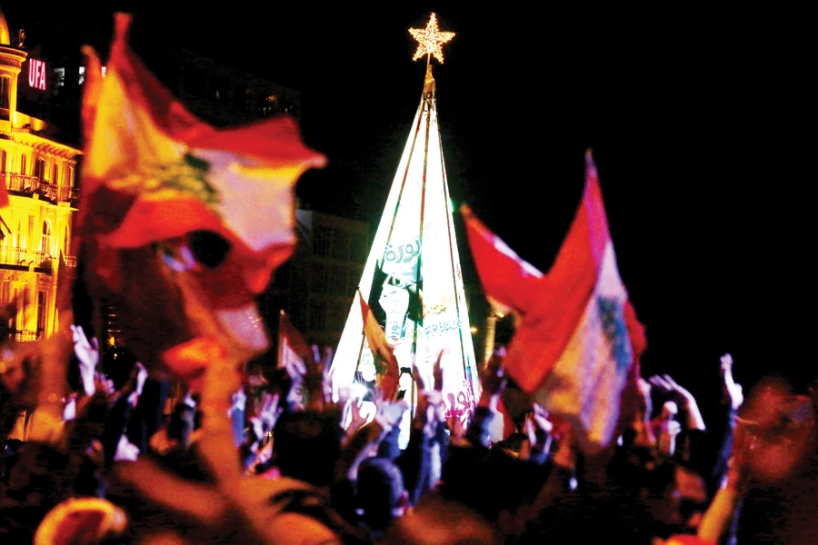 Lebanese help each other amid economic turmoil