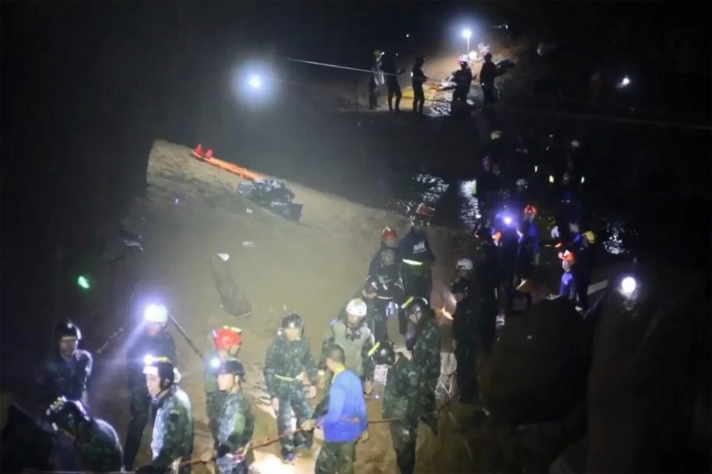 Thai SEAL dies of blood infection a year after cave rescue