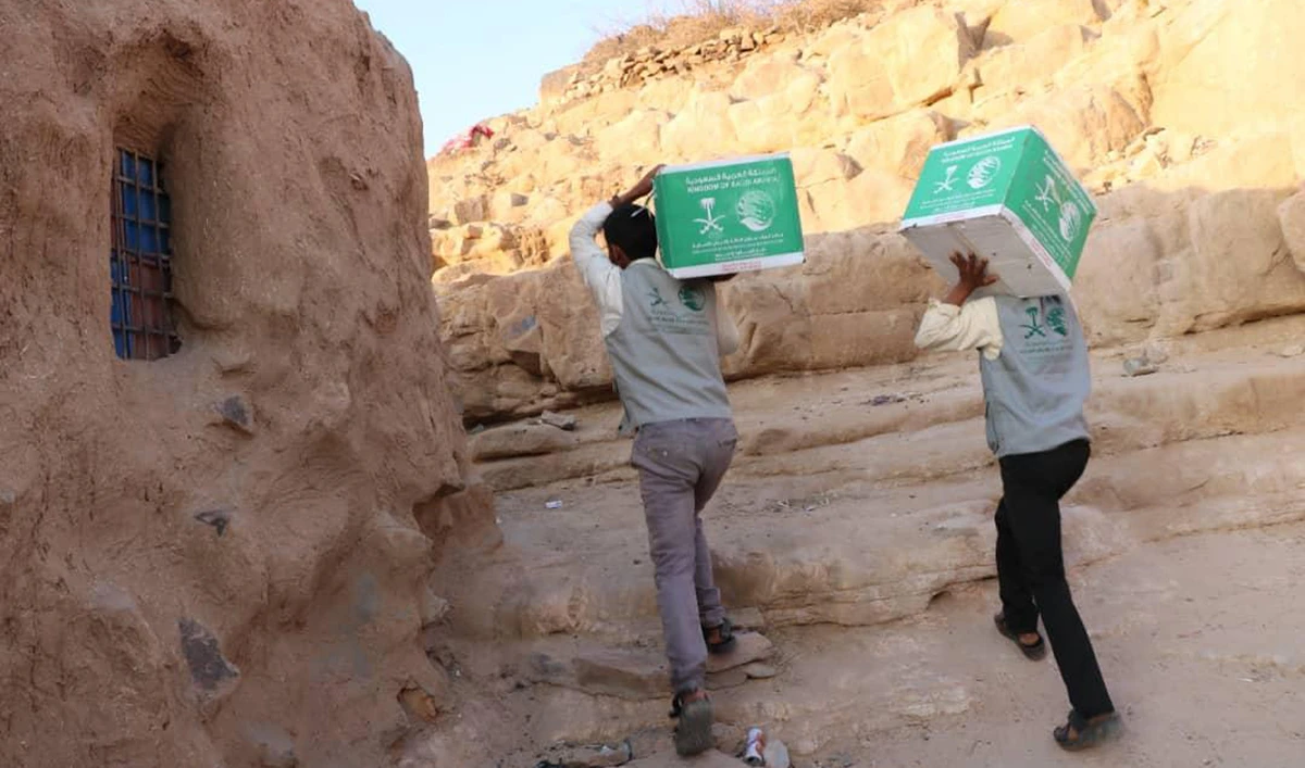 In Yemen, 375,000 boxes of dates would be distributed to the most vulnerable and crisis-affected groups. (File/SPA)