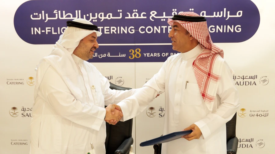 Saudi Airlines Catering Company (SACC), a publicly listed company, has signed a renewed version of its in-flight catering agreement with Saudi Arabian Airlines (Saudia).