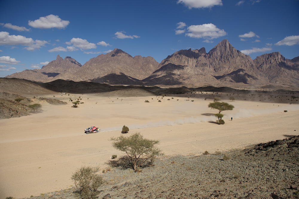 The second stage of the Dakar Rally wound its way from Al-Wajh to Neom on Monday. (Supplied: Dakar Rally)