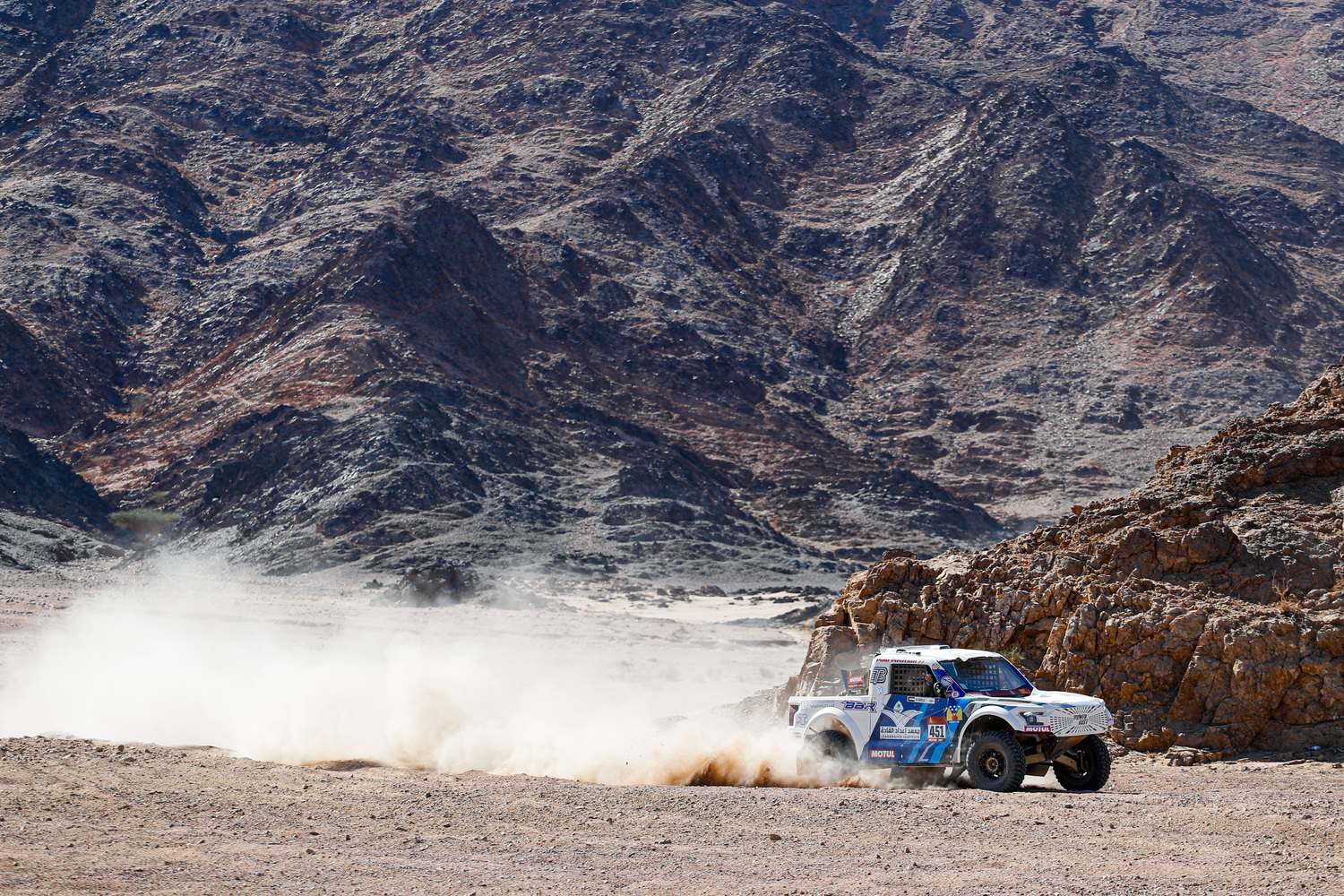 Tuesday saw Stage 3 of the Dakar Rally get underway with a start and finish in Neom. (Saudi Automobile and Motorcycle Federation's twitter account)