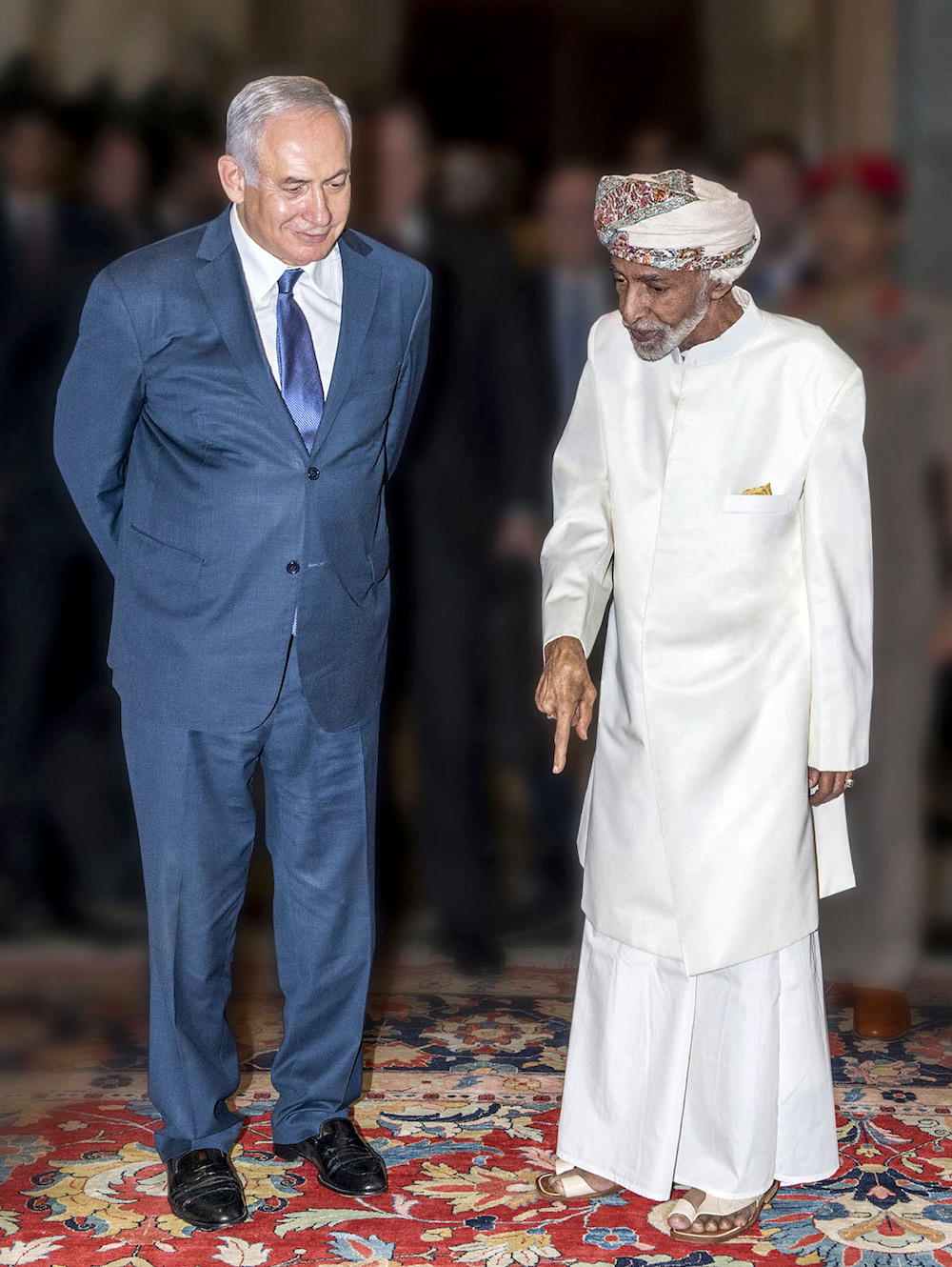 Sultan Qaboos meeting Israeli Prime Minister Benjamin Netanyahu in the Muscat in 2018. (AFP/File)