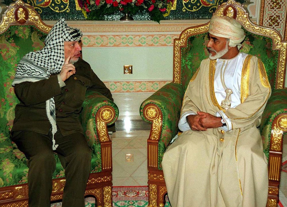 Sultan Qaboos with Yasser Arafat in Muscat in 2000, as the Palestinian leader pushed for more talks on the Middle East peace process. (AP/File)