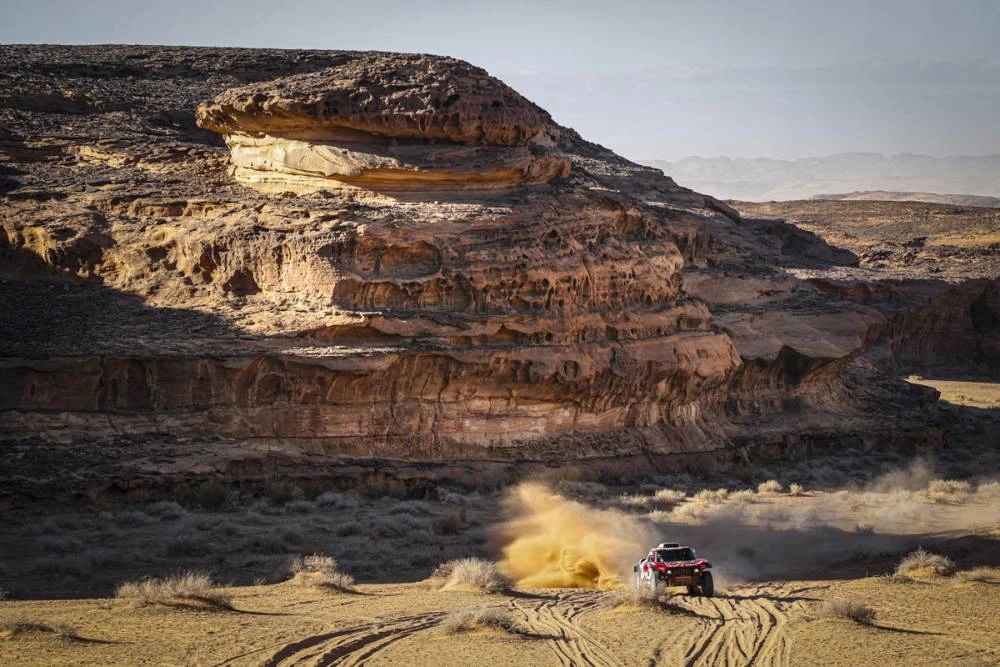 The fifth stage of the Dakar Rally wound its way from AlUla to Ha'il on Thursday. (Supplied: Dakar Rally)