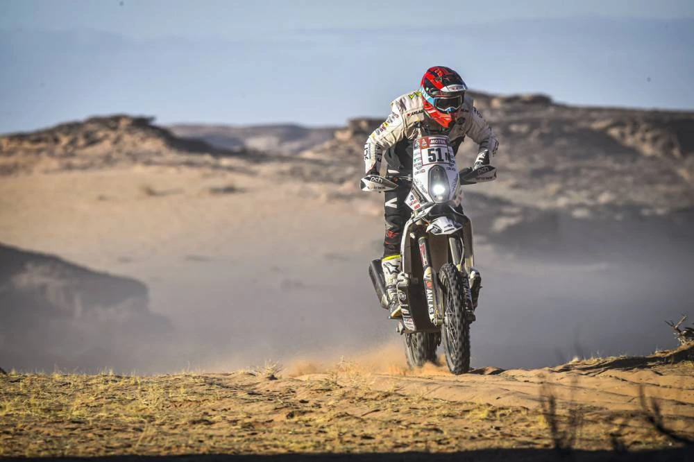 The fifth stage of the Dakar Rally wound its way from AlUla to Ha'il on Thursday. (Supplied: Dakar Rally)
