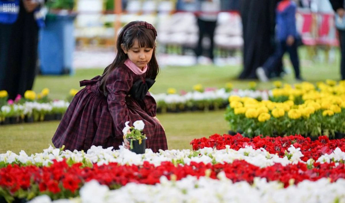 The first flower festival in Juatha was launched by the Ministry of Environment, Water and Agriculture. (SPA)