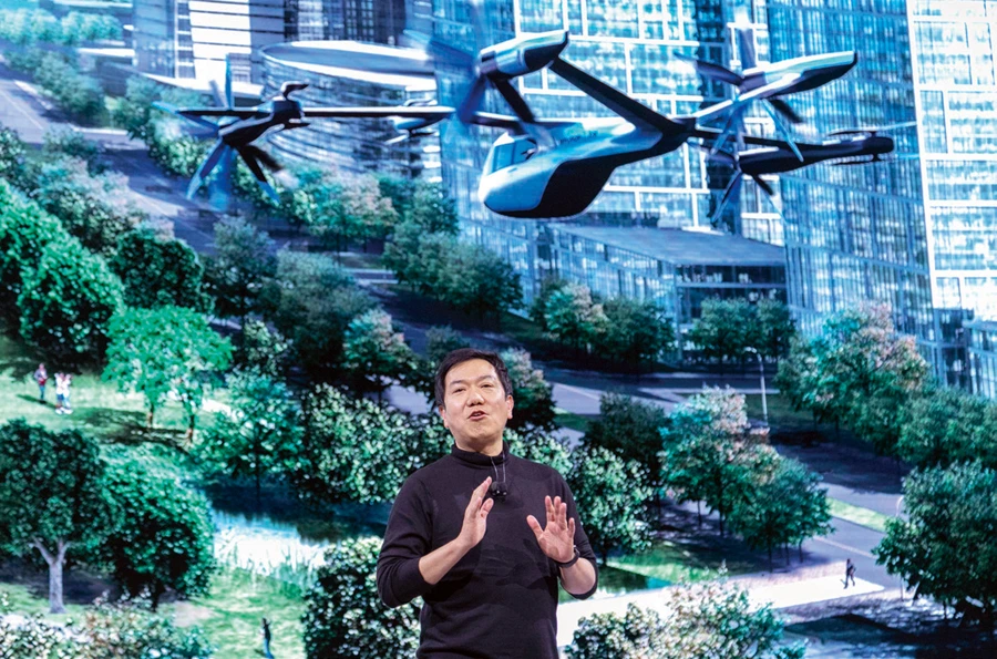 Hyundai joins Uber in bid to develop electric air taxi