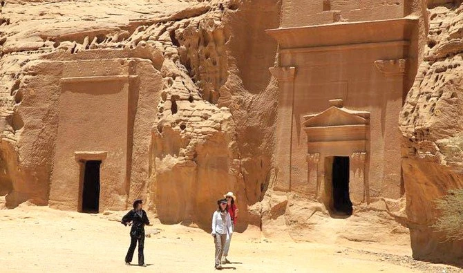 Tourists are allowed to stay in the Kingdom for a maximum of 90 days during the year during which they can enter the Kingdom multiple times. (Photo/Social media)