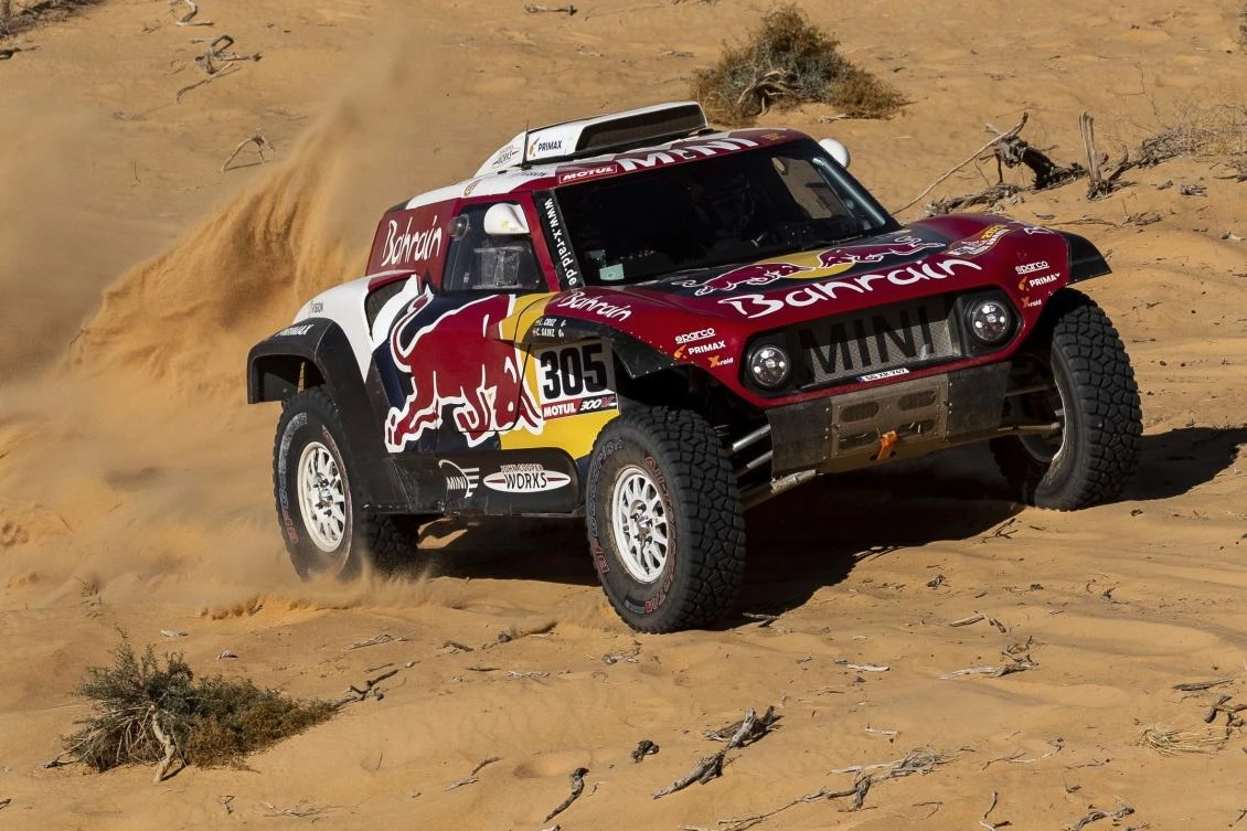 Spanish veteran Carlos Sainz bosses Dakar Rally Stage 5 in Ha’ail