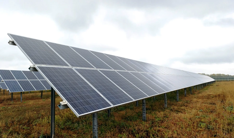 Saudi Arabia launches bidding for four new solar projects