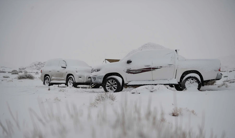 Saudi Arabia’s Tabuk snowfall revives tourism in region