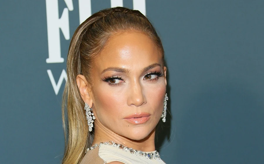 A handful of stars wore creations by Arab designers to the 25th Critic’s Choice Awards. (AFP)