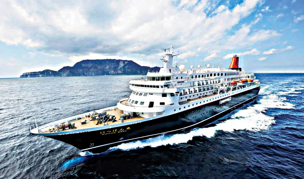Japan sponsors ship to bring young leaders together