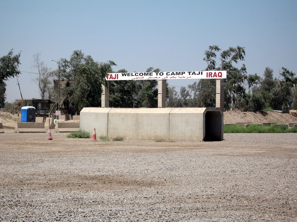 Rockets target Iraq air base hosting US forces: military