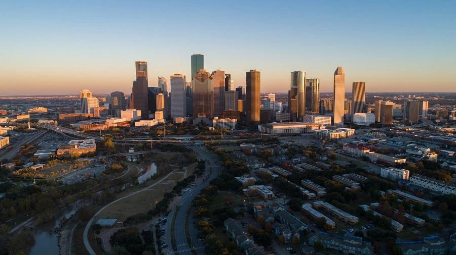 Houston police tweeted that they were responding and officers were blocking off streets in the area. (Shutterstock)