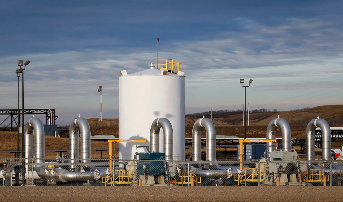 Because of copious US shale oil supplies, the West African crude oil market continues to struggle with the ripple effects of the Atlantic basin being awash in crude oil availability. (File/AP)