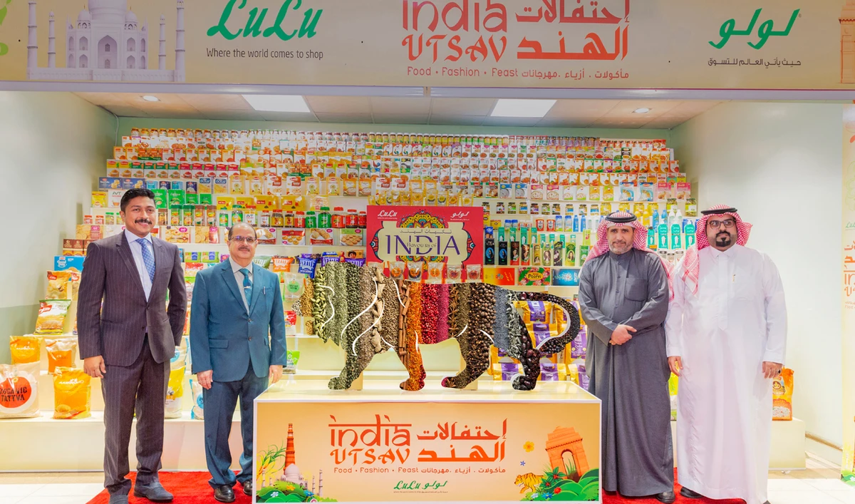The festival was inaugurated by Dr. Ausuf Sayeed, Indian ambassador to Saudi Arabia, and Shehim Mohammed.