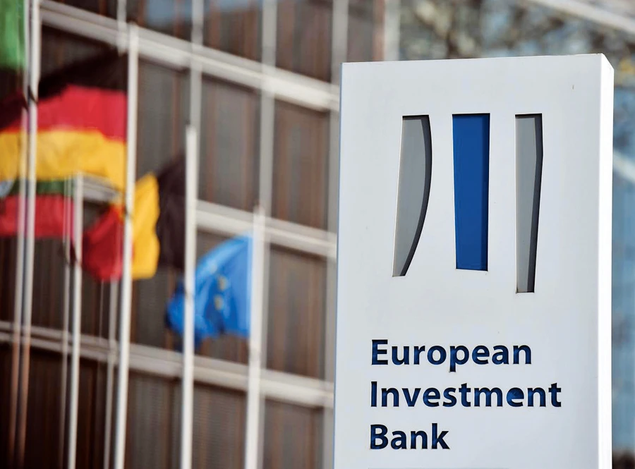 EU’s top bank puts big squeeze on lending to Turkey