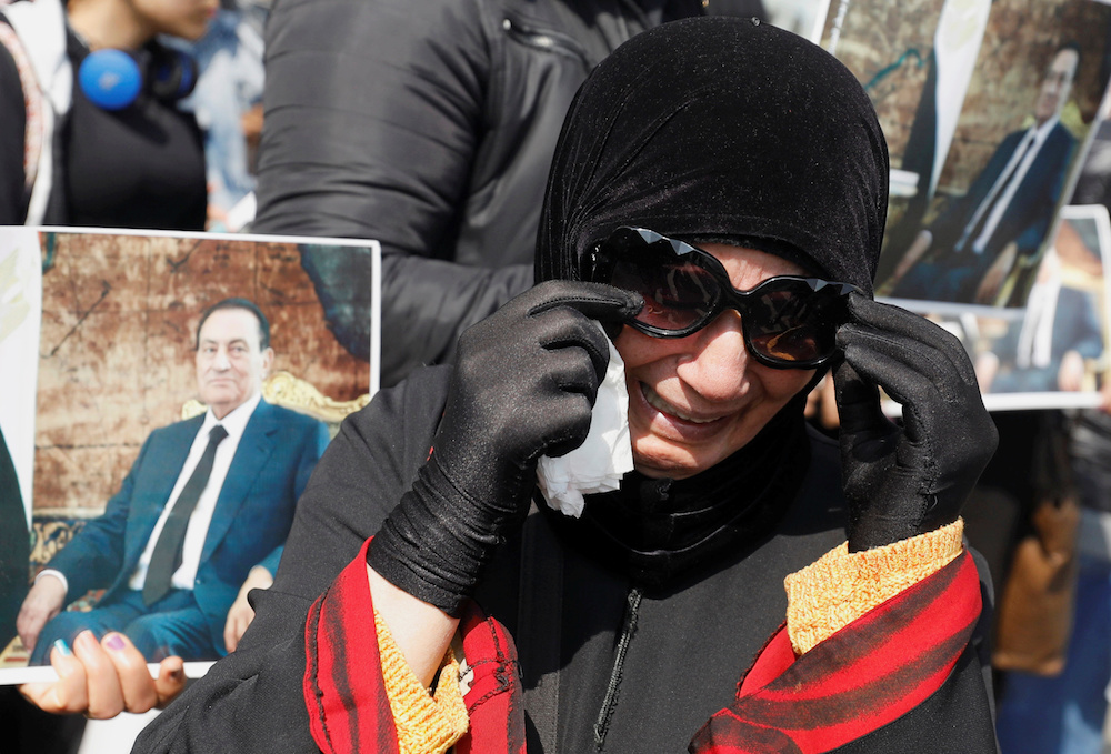 Hosni Mubarak buried with full military honors