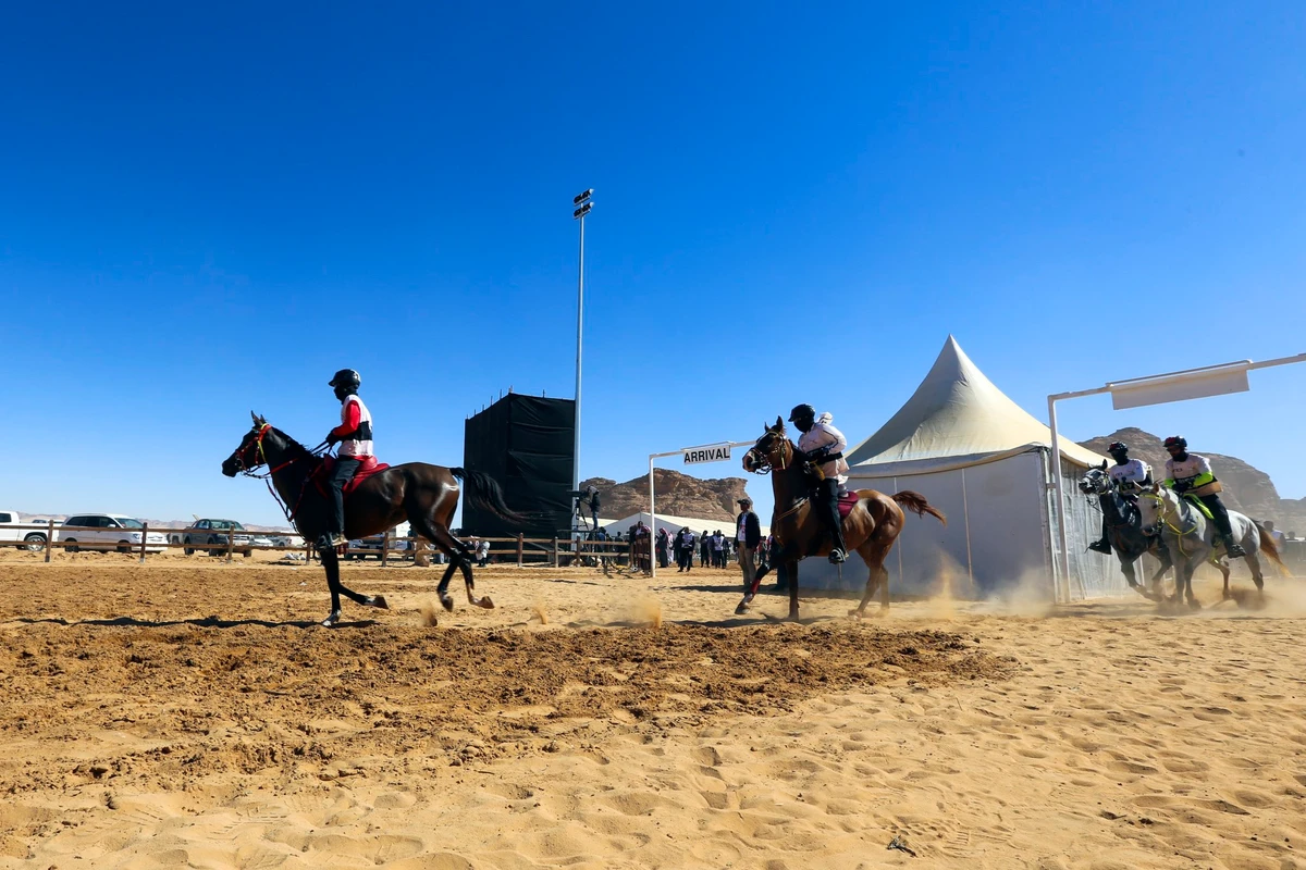 Dubai’s Crown Prince Sheikh Hamdan bin Mohammed claimed his second consecutive title during the running of the Custodian of the Two Holy Mosques Endurance Cup in AlUla on Saturday. (Photos: Winter at Tantora Twitter)