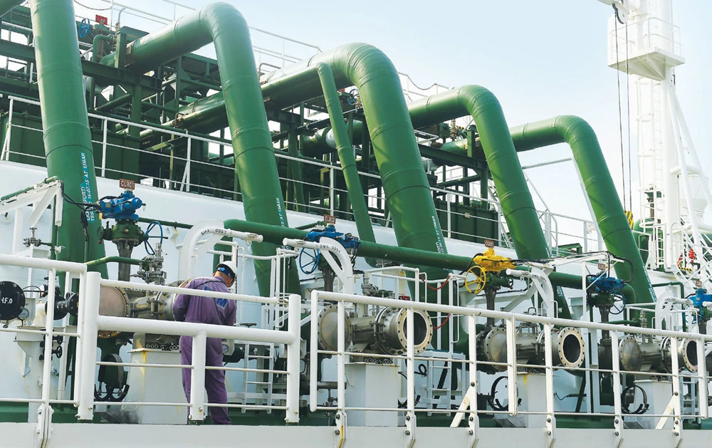 CNOOC to declare force majeure on some prompt LNG deliveries