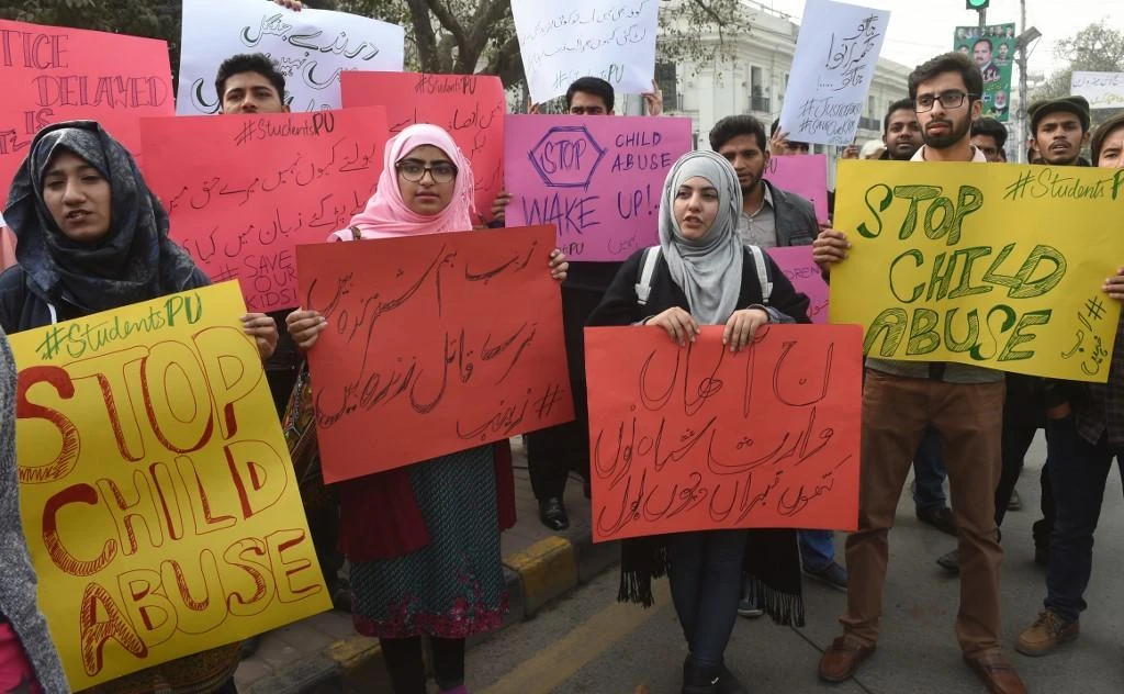 Pakistan’s parliament passed a resolution Friday calling for the public hanging of convicted child killers and rapists, drawing a quick backlash from human rights organizations. (File/AFP)