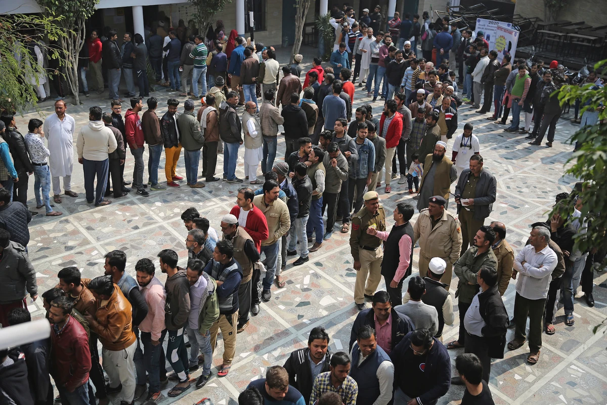 Exit polls predict Modi defeat as Delhi votes