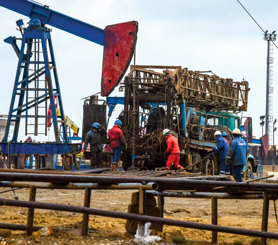 Support grows for deeper OPEC+ oil output cuts