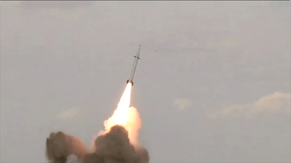 Iran unveils new missile in ‘bid to provoke US’