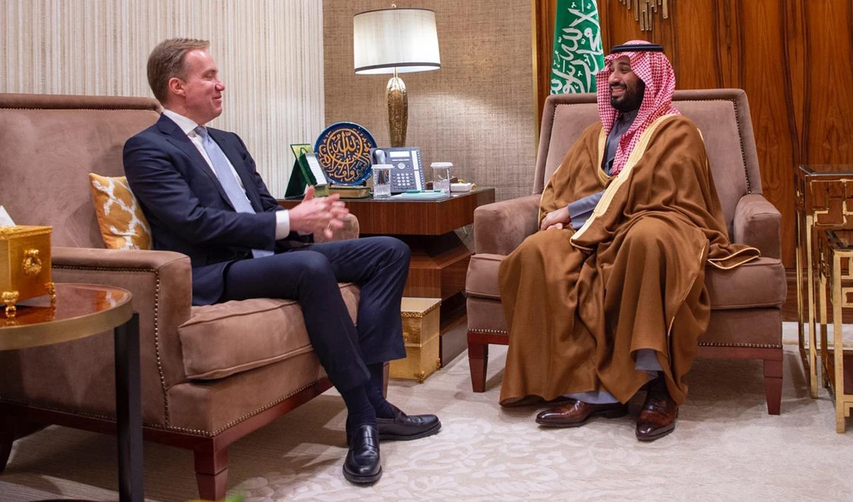 Saudi Arabia’s Crown Prince Mohammad bin Salman received Borge Brende in Riyadh Wednesday. (SPA)