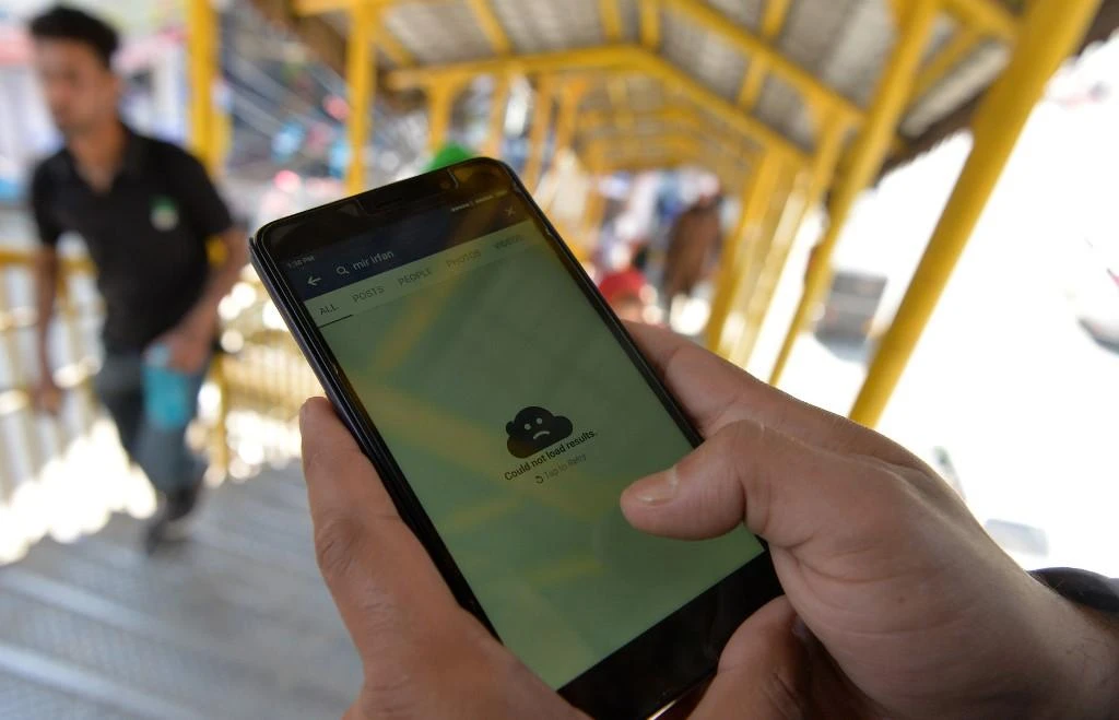 Indian authorities continue to ban in Kashmir popular social media platforms such as Facebook, WhatsApp and Twitter. (AFP)